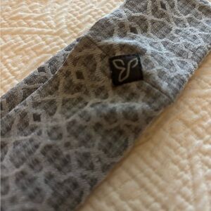 Prana athletic Gray Patterned headband, moisture wicking